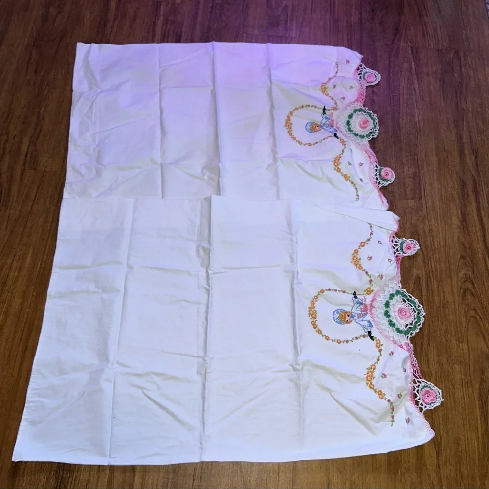 Embroidered Floral White Pillowcases Vintage hand detailed pair